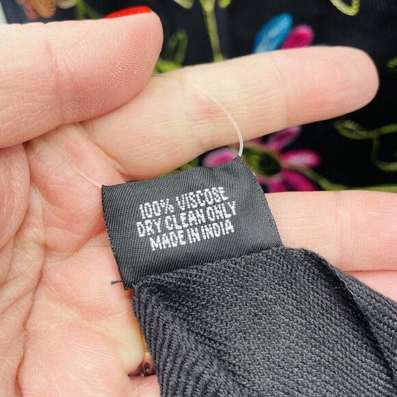 Cejon Womens Floral Embroidered Rectangle Neck Scarf with Fringe Viscose Black - Picture 6 of 6